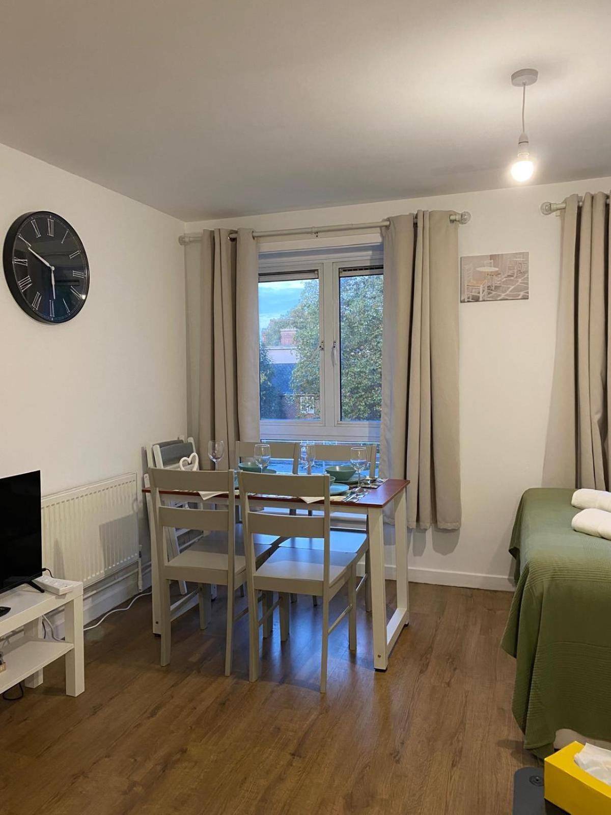 Modern Entire Apartment In Kings Cross St Pancras Лондон Екстер'єр фото